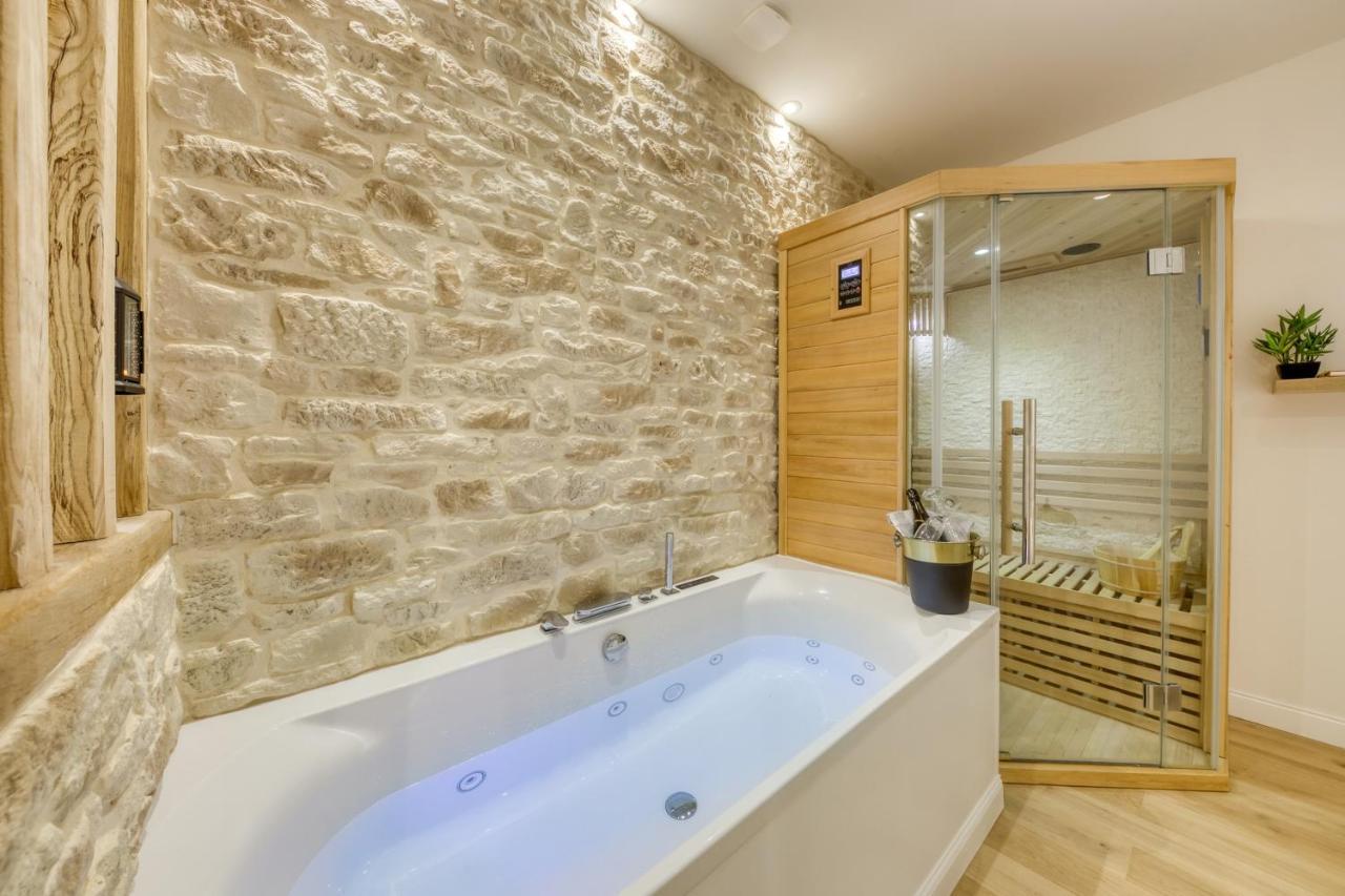 Le Petit Paris - Cocon & Spa & Sauna Chartres Eksteriør bilde