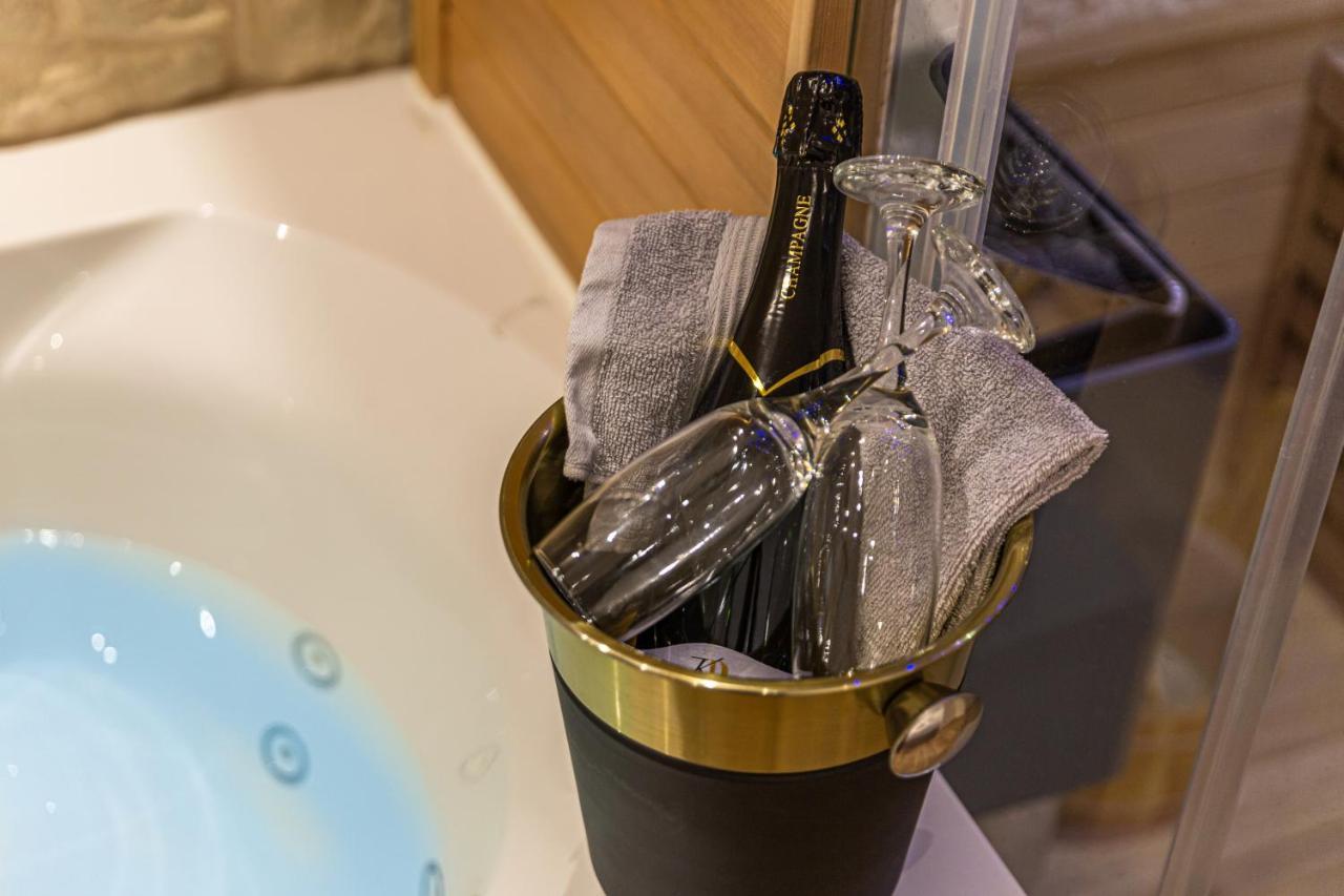 Le Petit Paris - Cocon & Spa & Sauna Chartres Eksteriør bilde